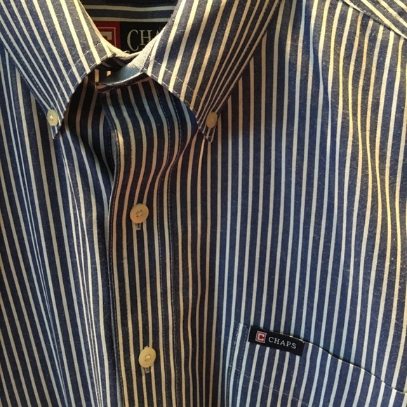 Chaps Men’s easy care casual striped dress shirt, size medium. - Picture 2 of 5